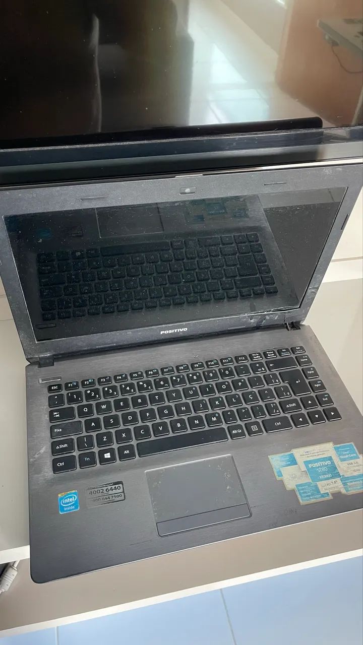 Notebook com defeito 