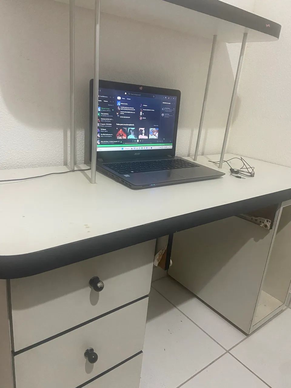 MESA DE COMPUTADOR  - Foto 5