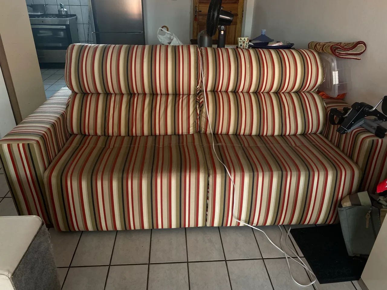 Sofá seminovo 