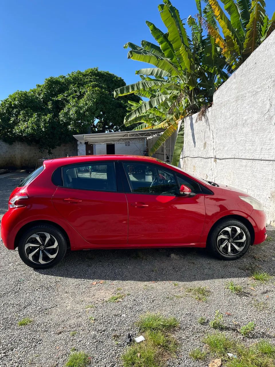 Peugeot 208 2015