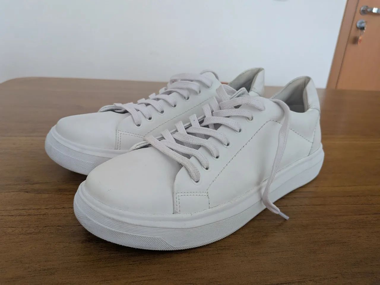 Tênis branco Reise RS6 41 (Forma grande)