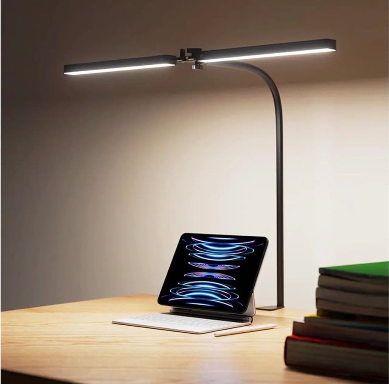 Luminária de mesa em led, com haste flexível - Foto 4