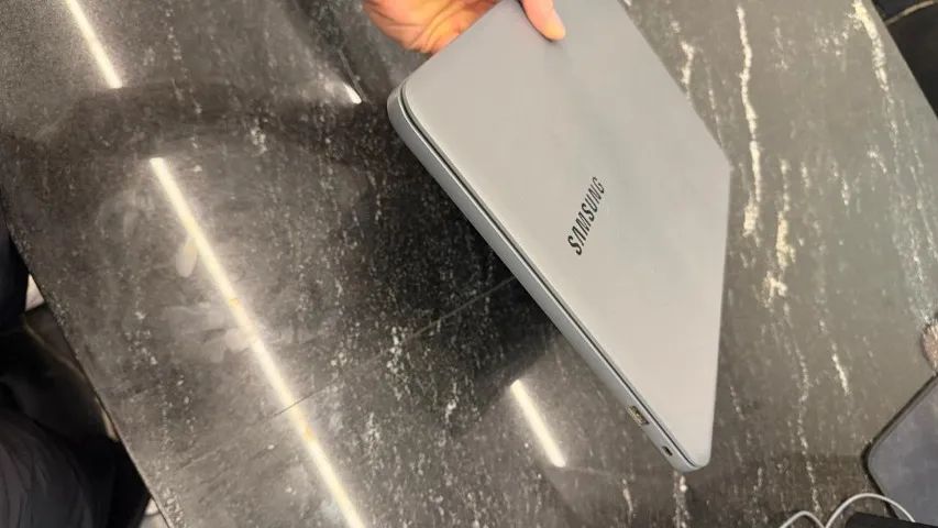 Samsung Expert i7 20GB RAM SSD + HD NVIDIA MX110 - Foto 4