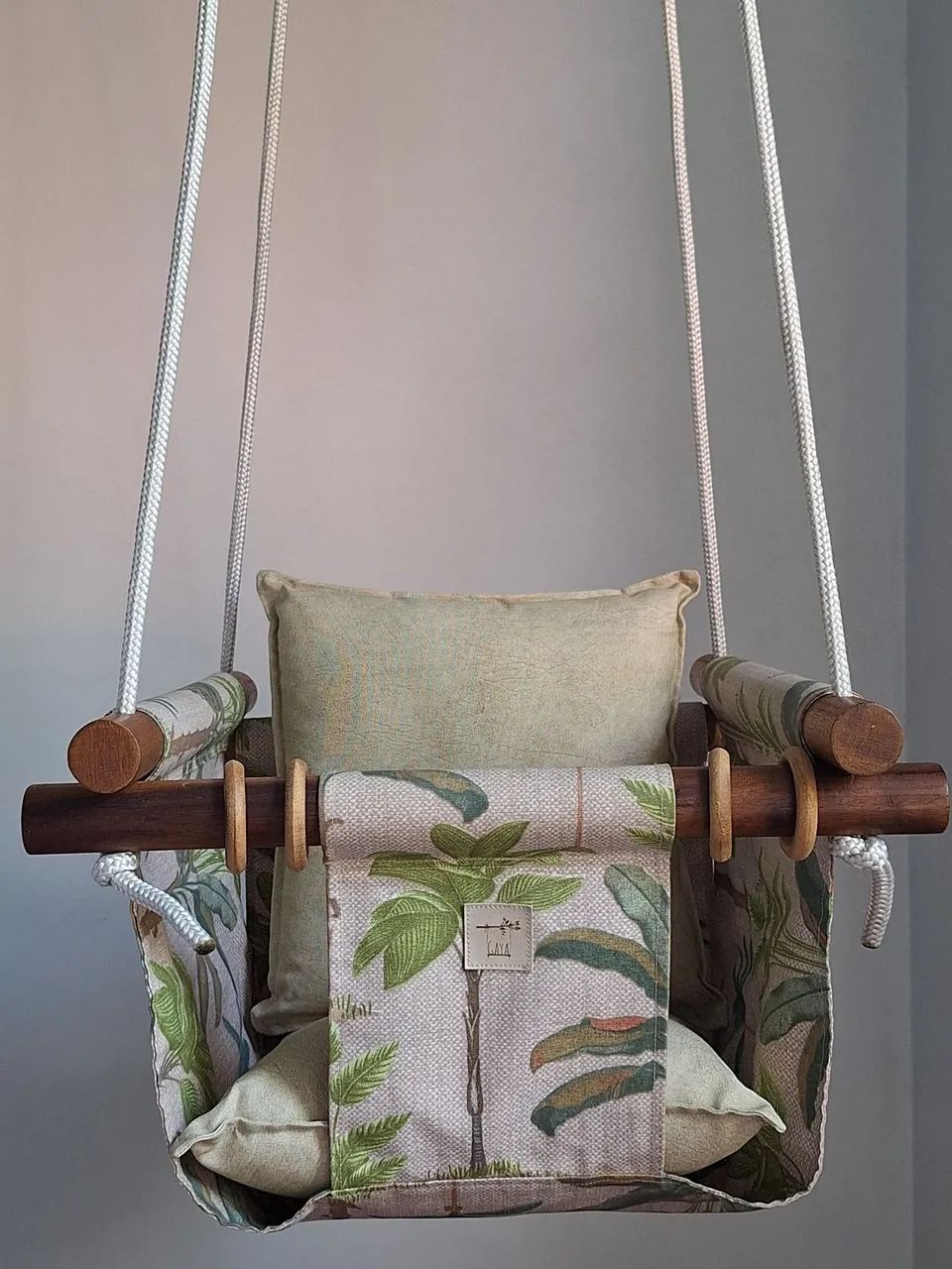 Balanço infantil madeira e tecido - Gaia Atelier