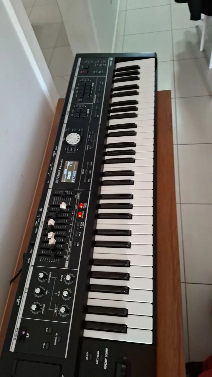 Teclado profissional ROLAND VR-09-B - Foto 3