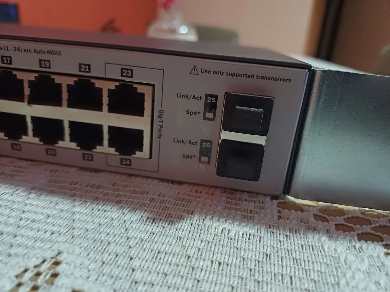 SWITCH HP 1810-24 (J9801A) - 24 Portas - Foto 2