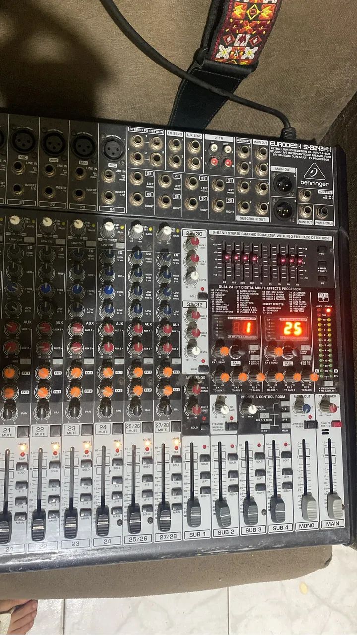 Mesa de som Behringer 32 canais  - Foto 5