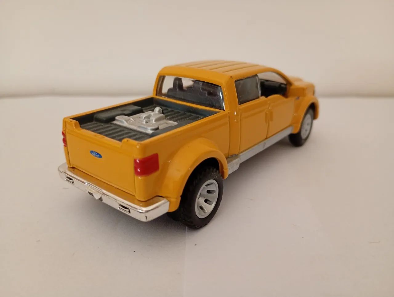 Maisto - Miniatura Ford F350 Mighty  - Foto 3