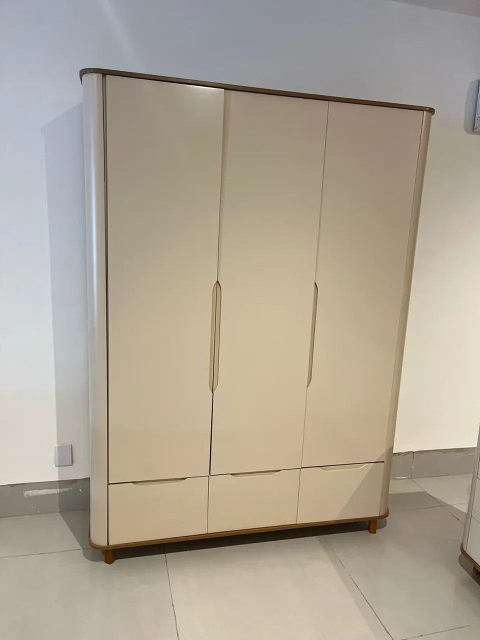 Guarda Roupa bebê O2922