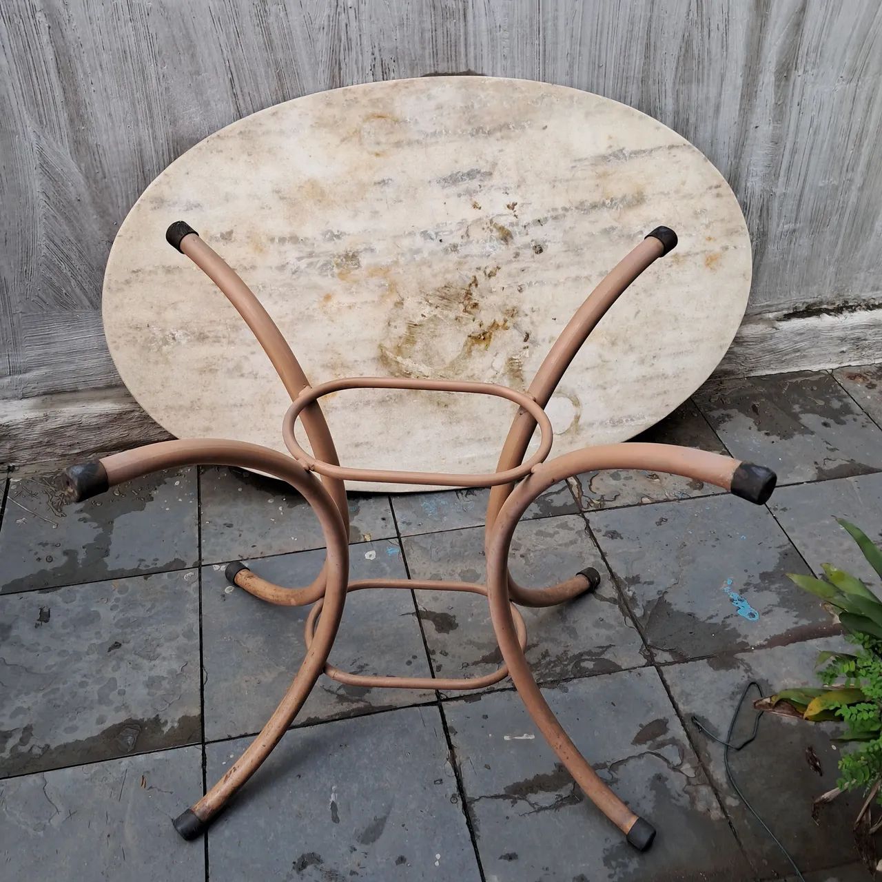 Mesa sem cadeira - Foto 2