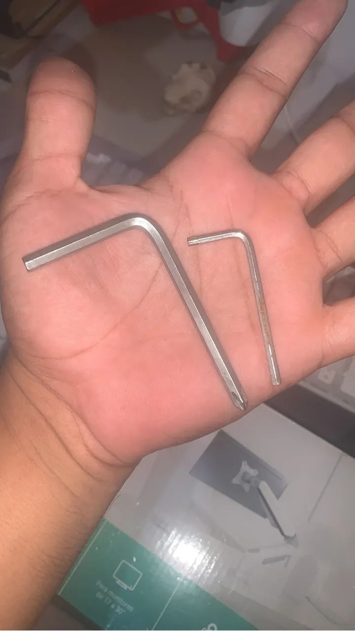 Monitor e suporte à venda valor 250 reais - Foto 4