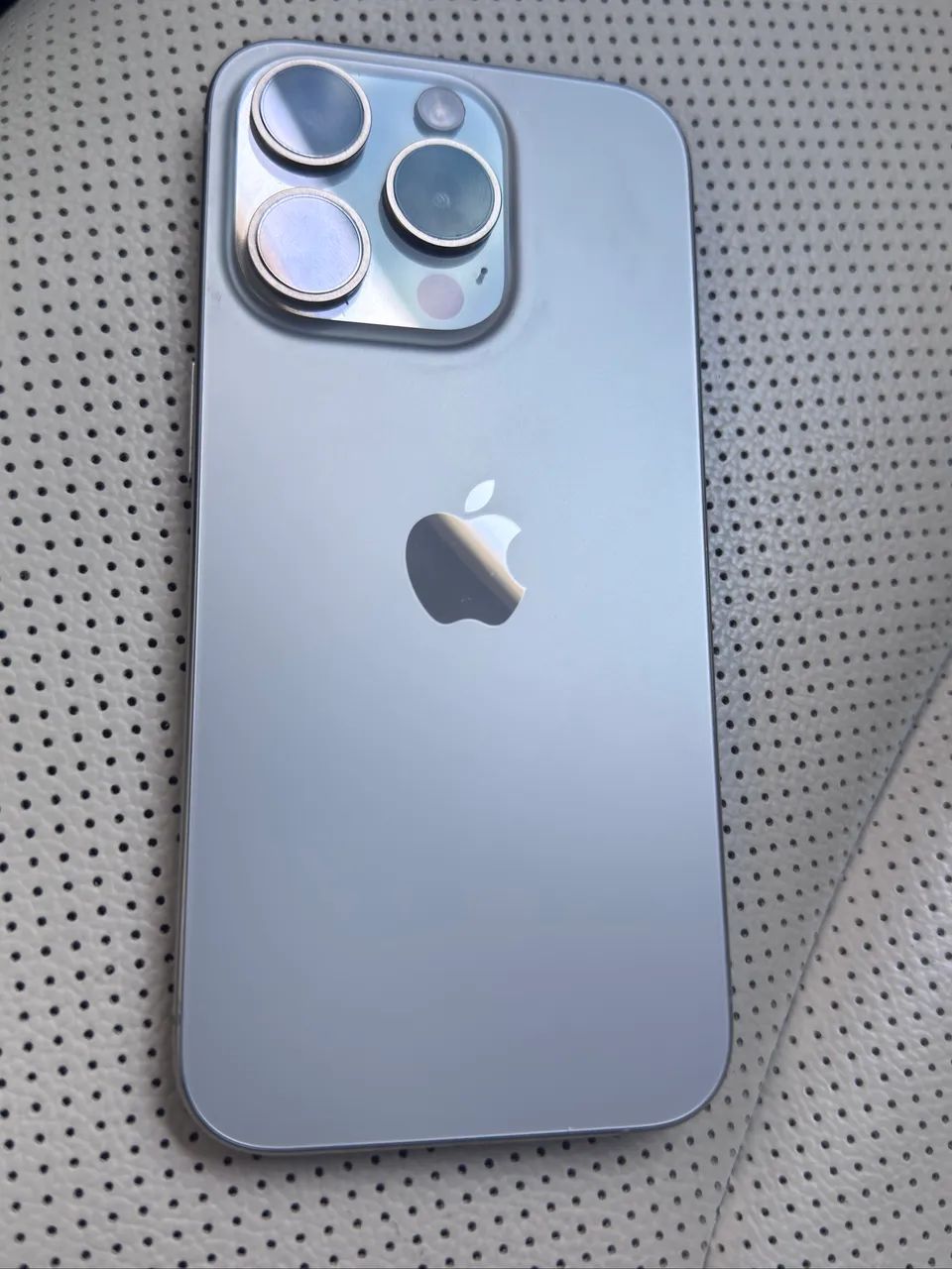 iPhone 16 Pro Max 256gb Titânio natural - Celulares e Smartphones