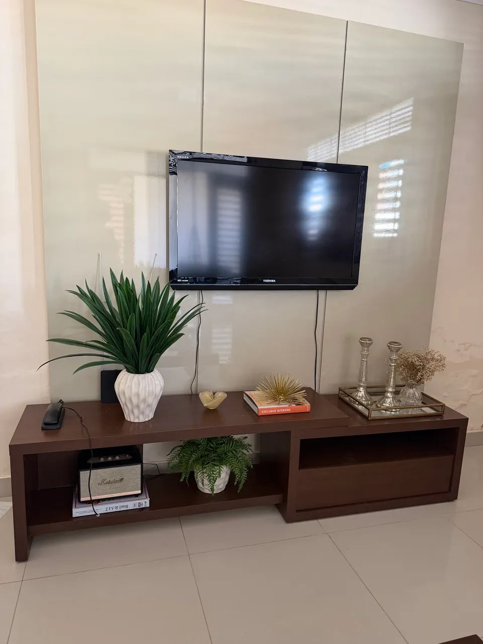 Rack e painel de sala 