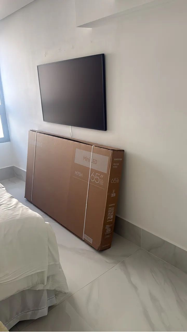 TV Samsung The Frame 50? QLED 4K - com defeito