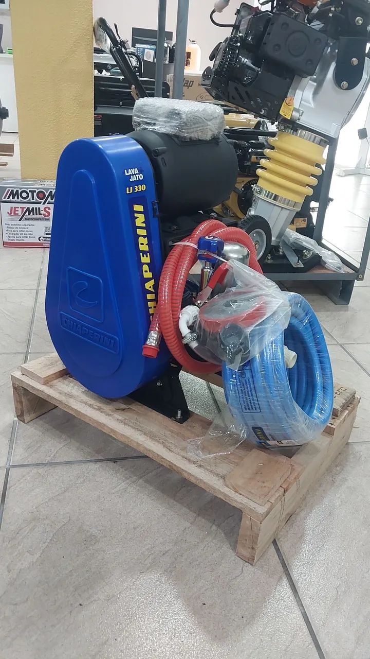 Lavadora para lavajato profissional 2cv 350psi Chiaperini - Loja/Nova - Foto 2