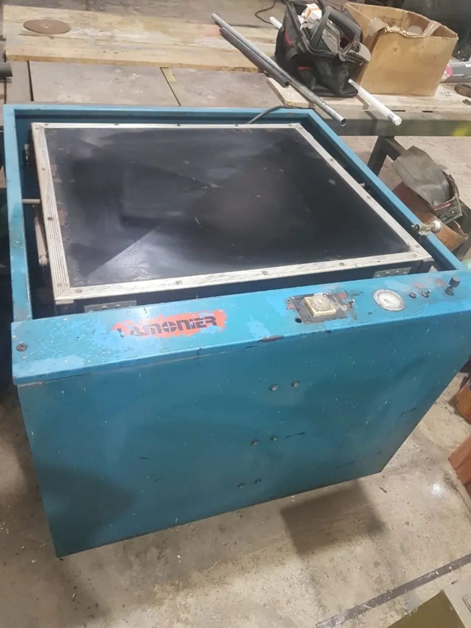 Mesa reveladora de telas silk screen 