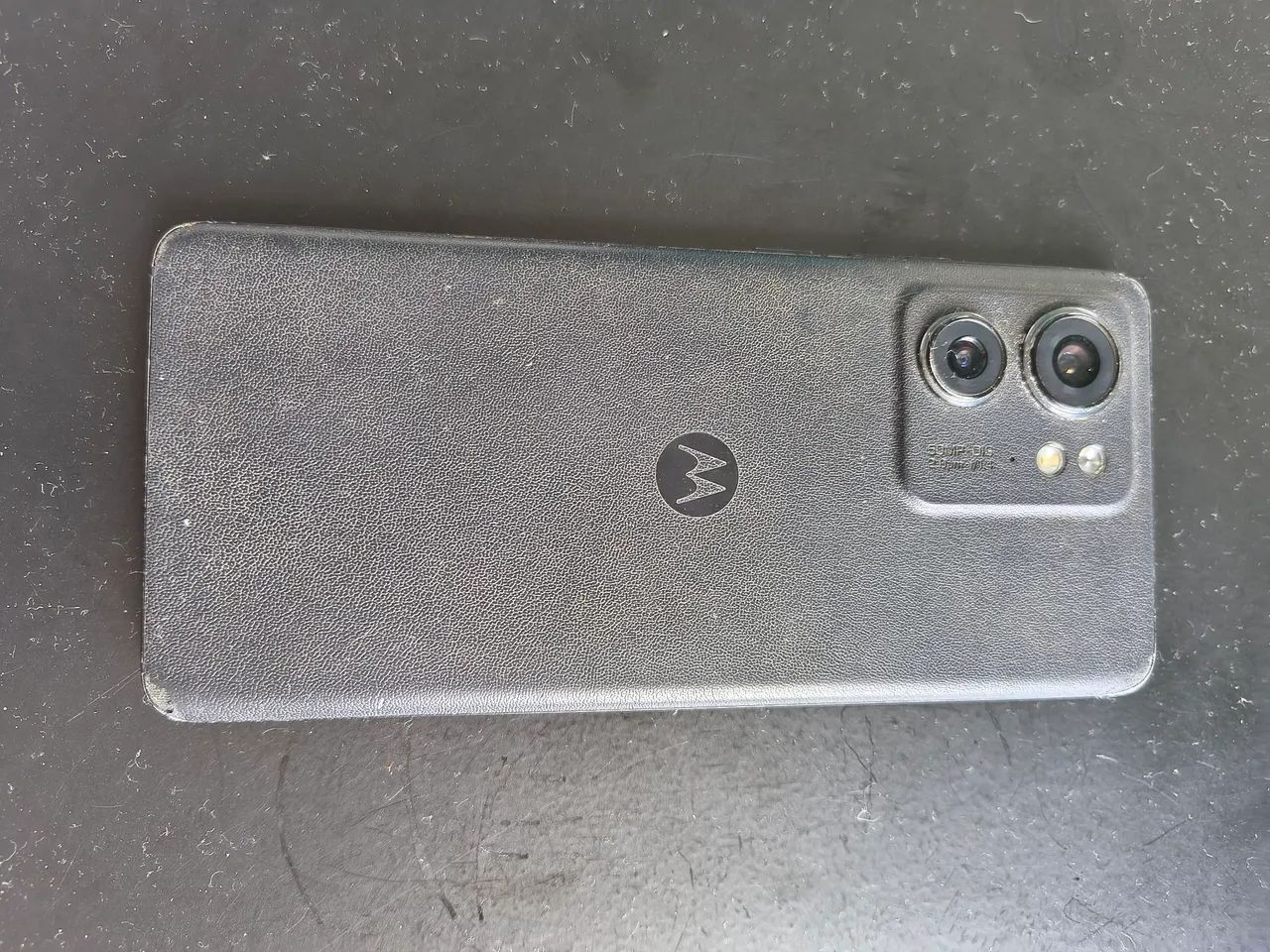 Moto Edge 40 preto usado 