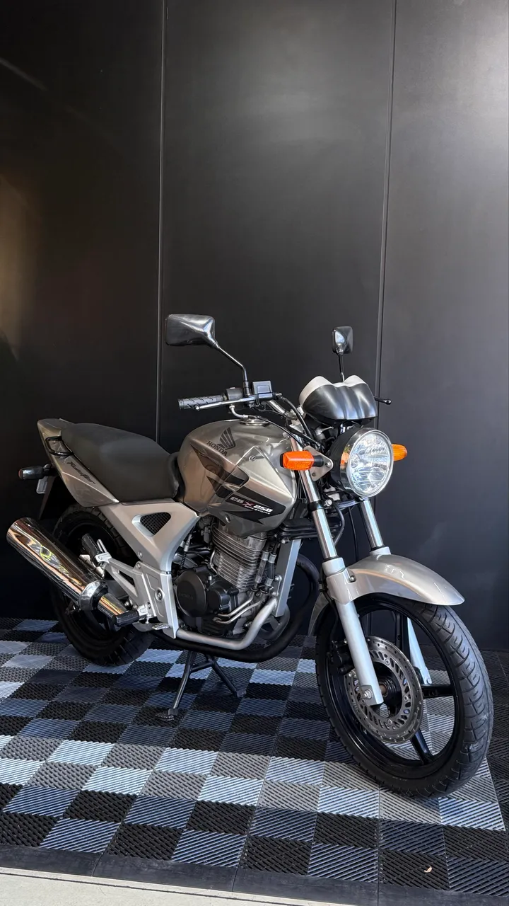 Triumph 800 2014 - 1519071547 | OLX