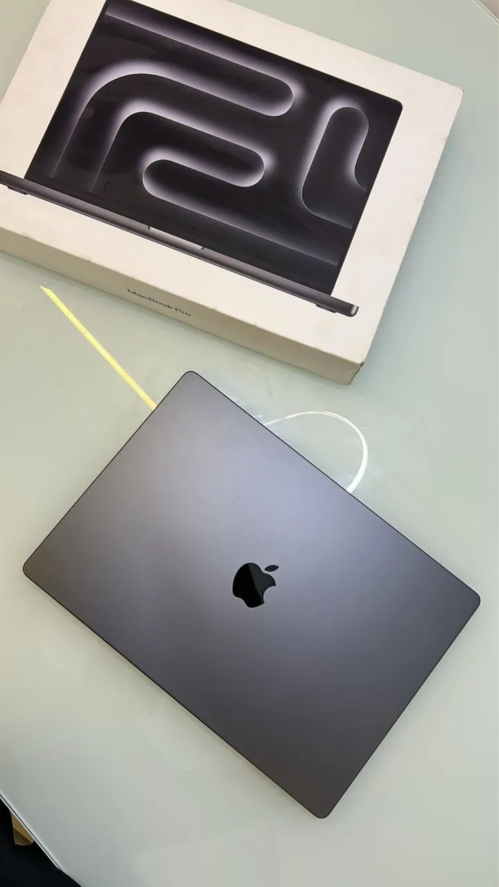 Macbook Pro M3 2023 36GB RAM 512GB MEMÓRIA SSD - Notebooks