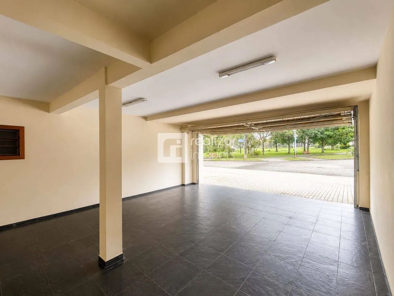 CASA ALTO PADRÃO COM PISCINA E 4 DORMITÓRIOS NO SANTA MÔNICA - Foto 5