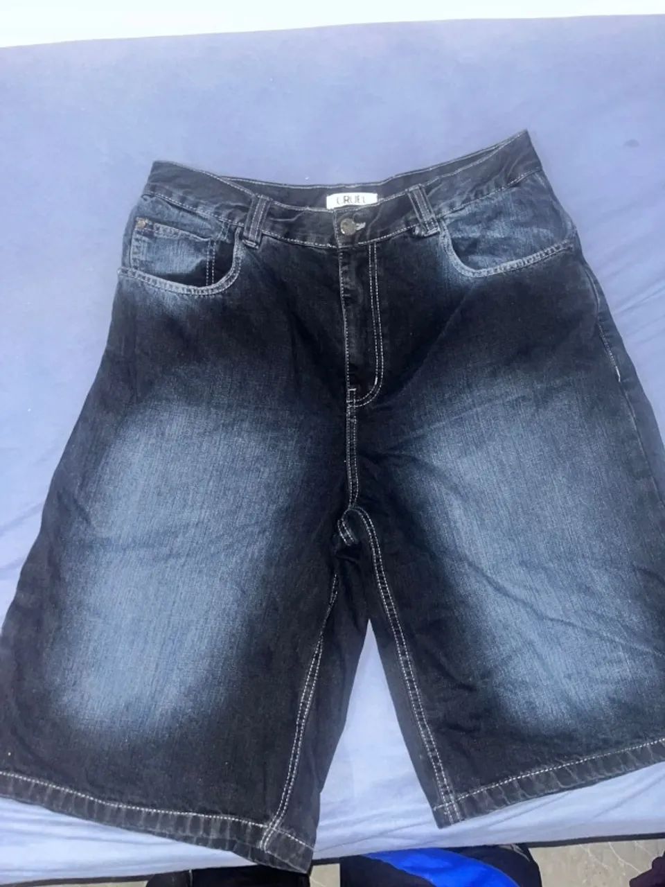 Jorts Cruel exclusivo