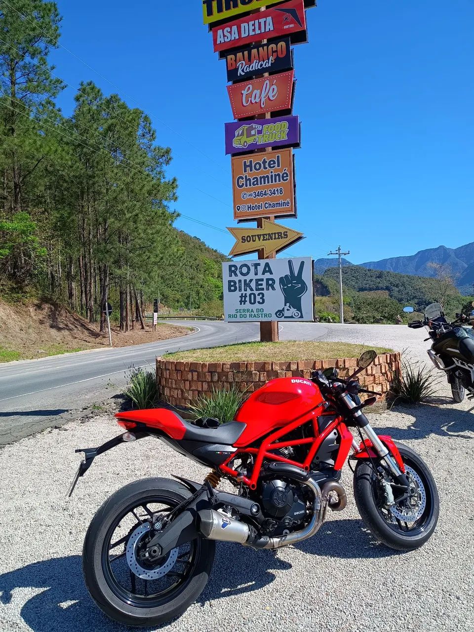 Ducati Monster 797 - Foto 2