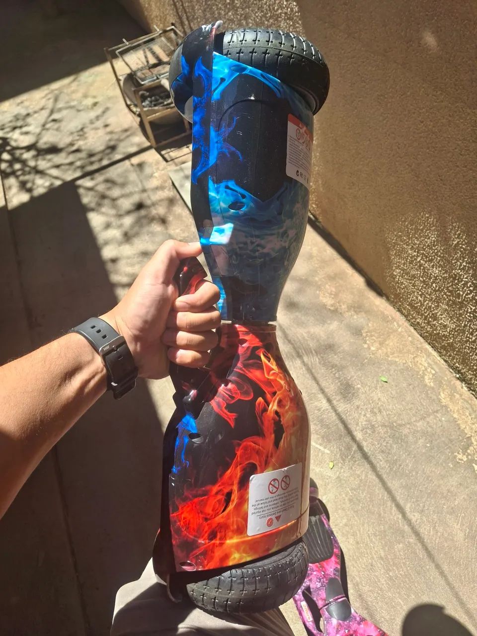 Hoverboard (Skate Elétrico) de 6,5 polegadas com Bluetooth e luzes LED - Foto 2