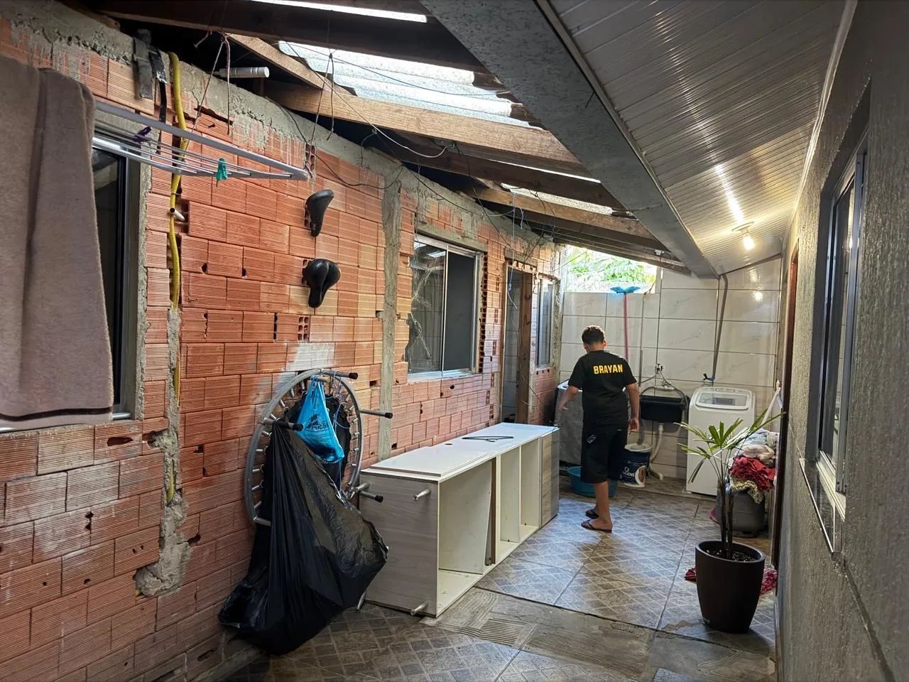 Casa bem ampla  - Foto 4