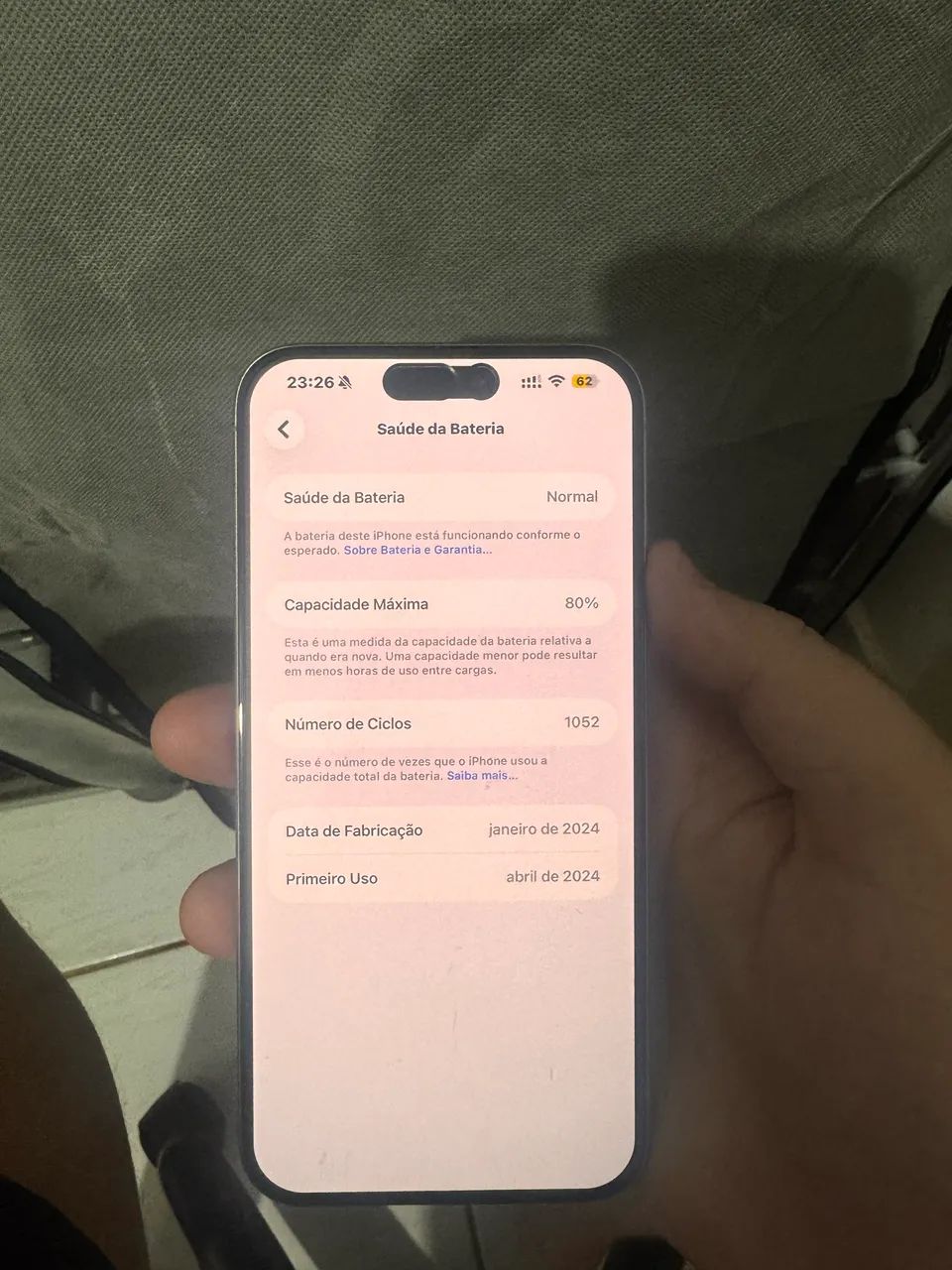 IPHONE 15 pro Max cor titânio com 80% de bateria  - Foto 2