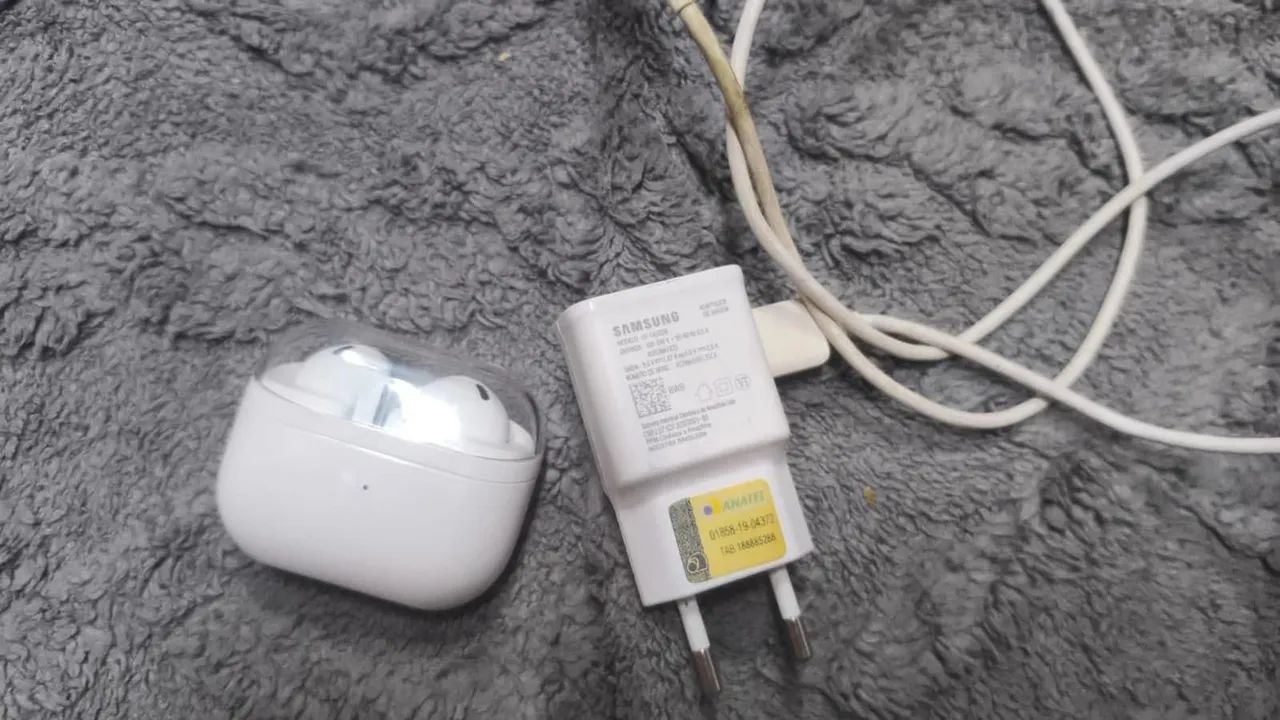 Fone se ouvido Samsung Buds 3 - Foto 2