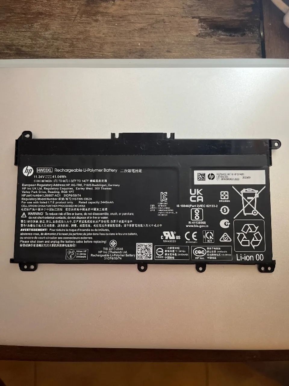 Bateria de notebook HP em ótimo estado!