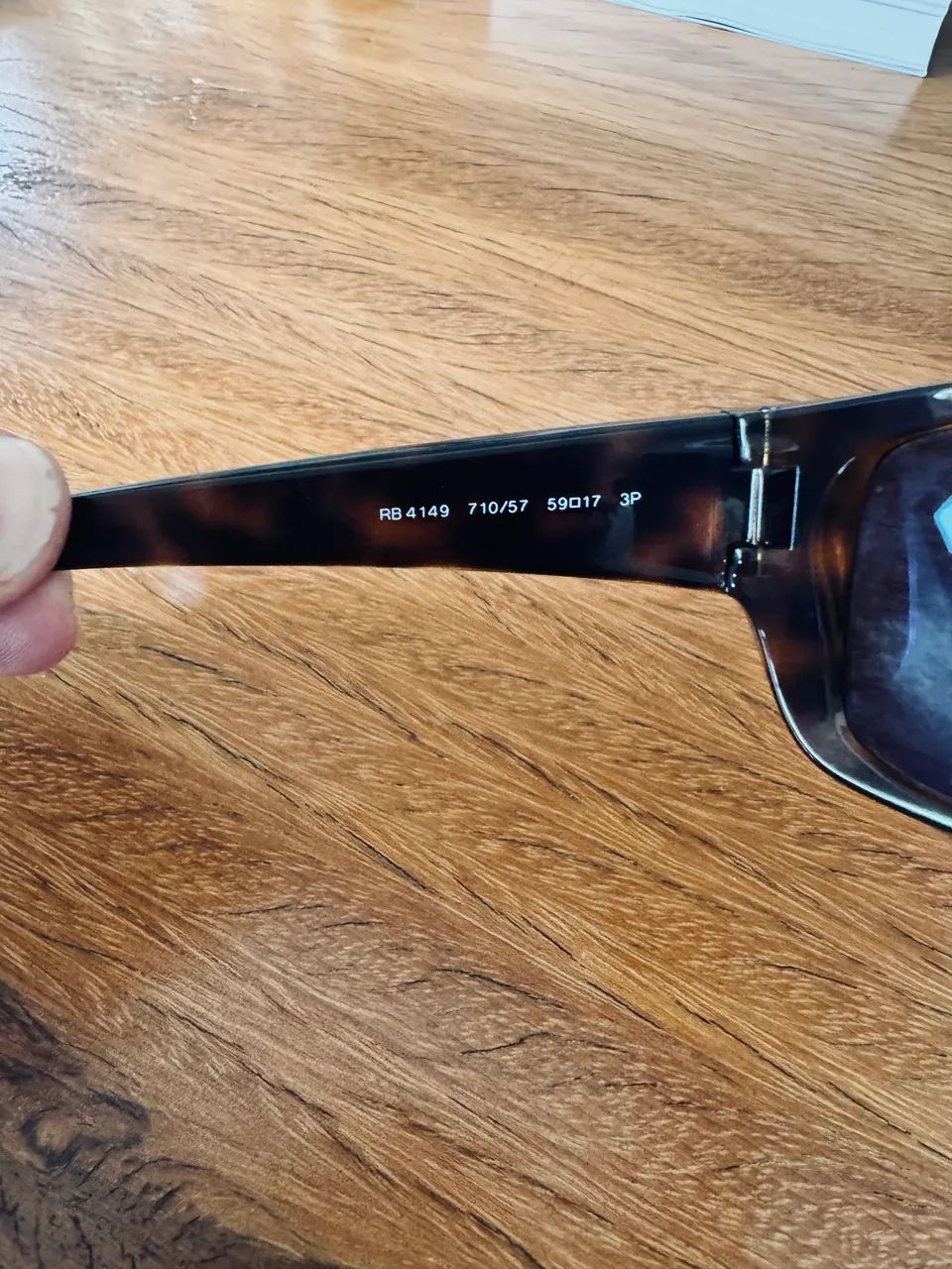 óculos de sol Ray-Ban RB4149 - Foto 4