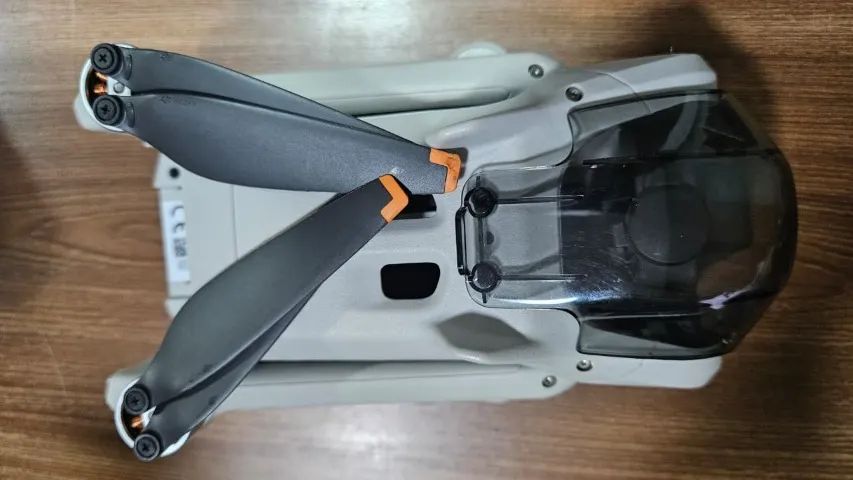 Drone DJI MINI 3 com tela - Foto 2