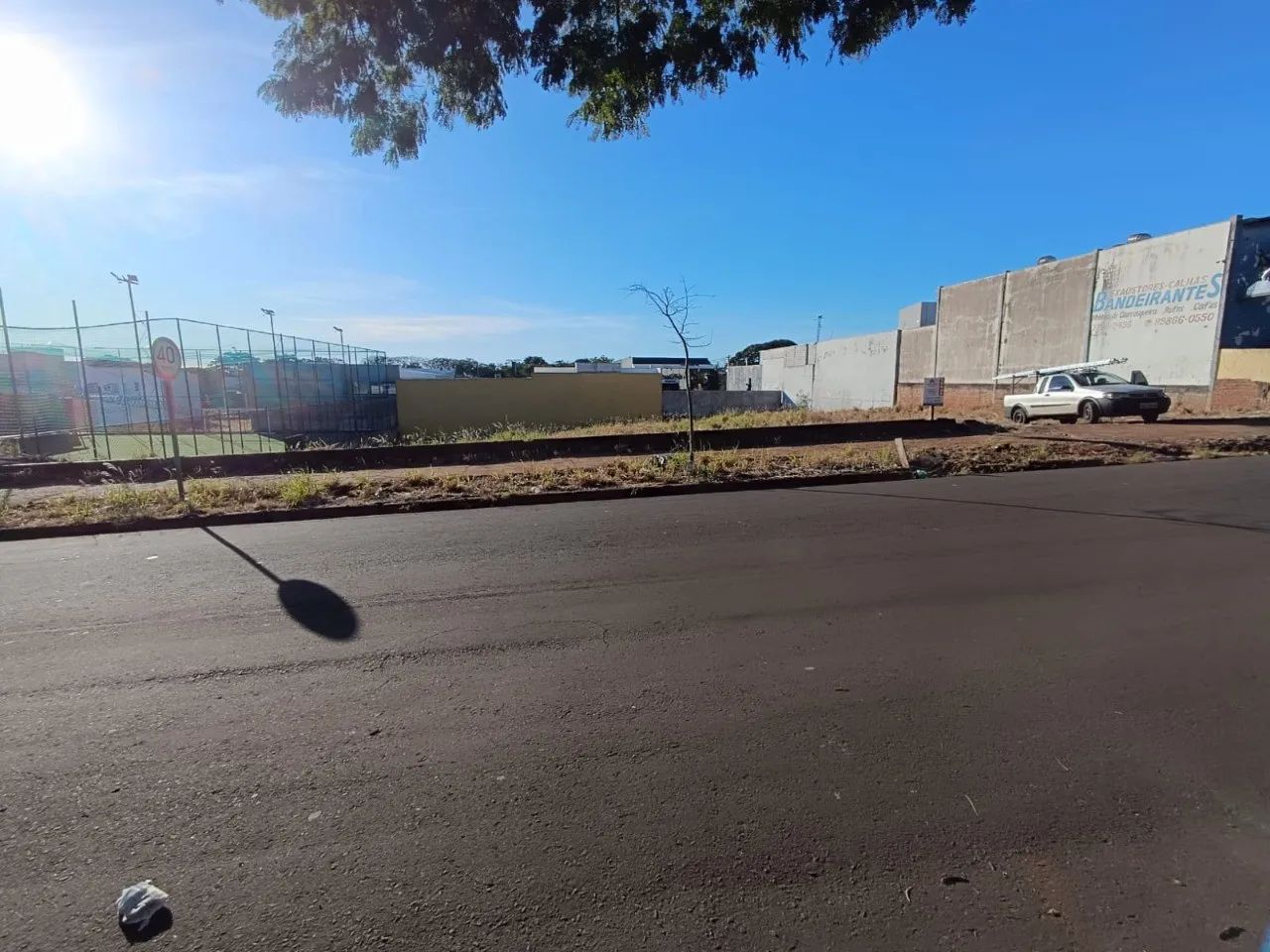 TERRENO COML/RESIDL para PRÉDIOS ou BARRACÕES - Foto 5
