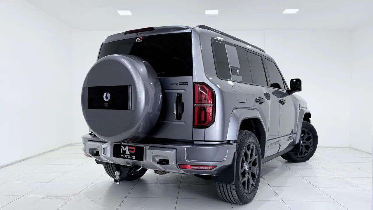 Denza B5 4WD, foto 4 de 10