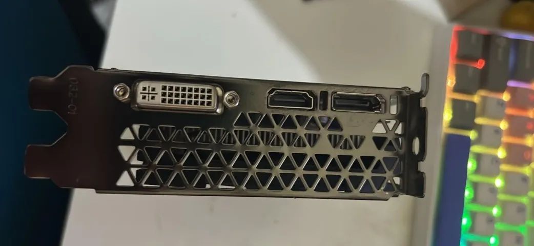 GTX 1050 TI 4 GB - Foto 3