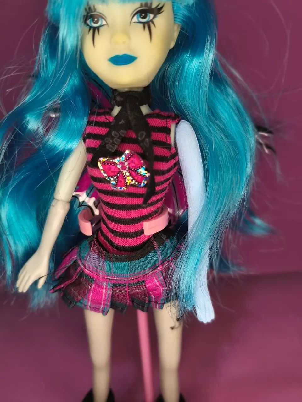 Boneca pixy punks estrela usada com braço de outra boneca  - Foto 4