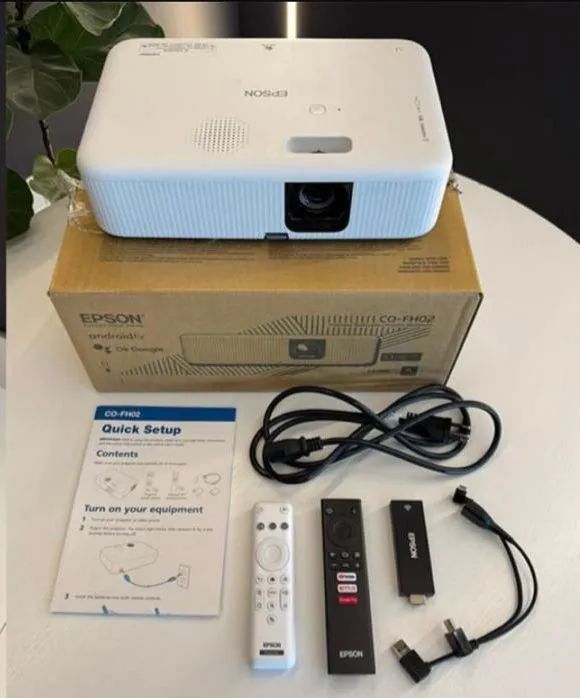 Projetor - Epson CO-FH02