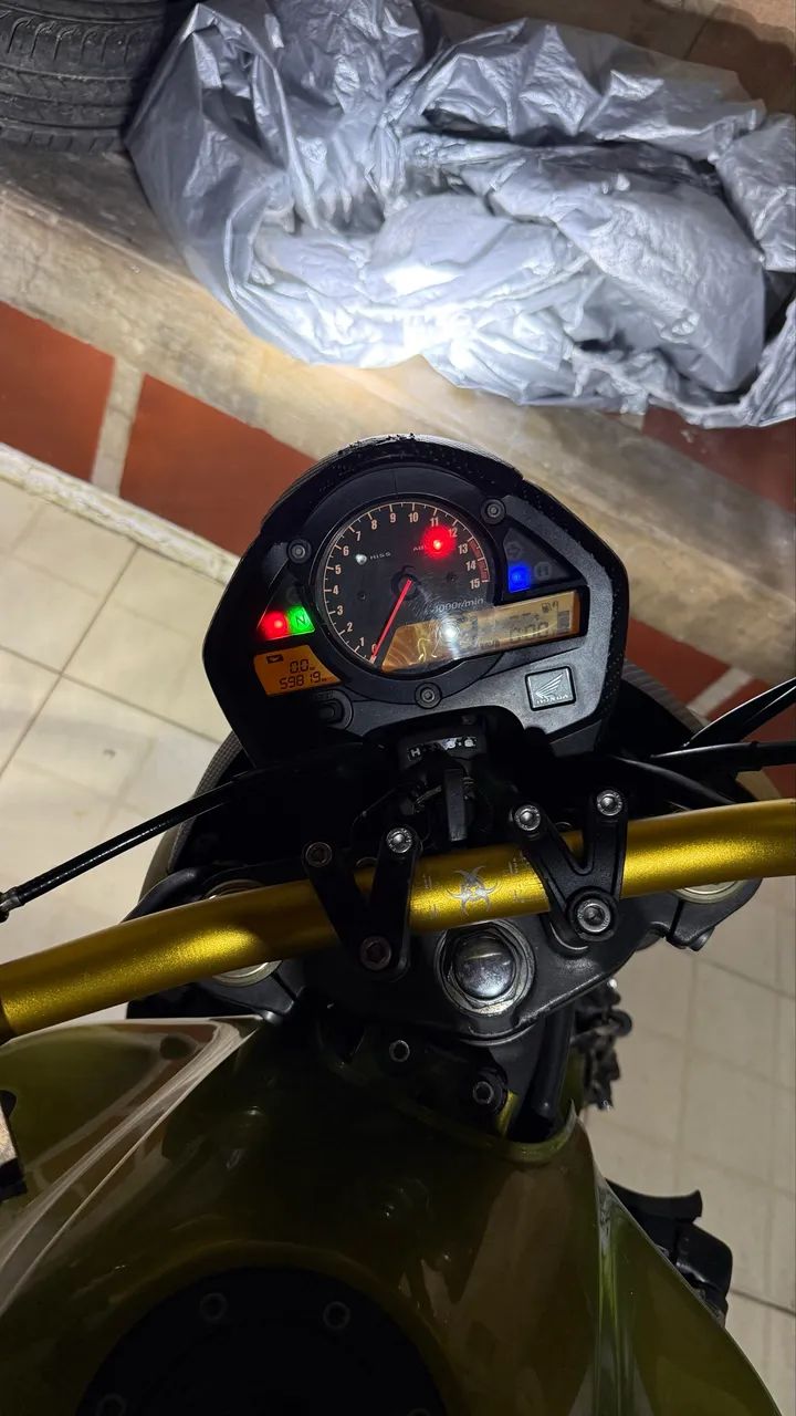 VENDO HORNET 600cc - Foto 2