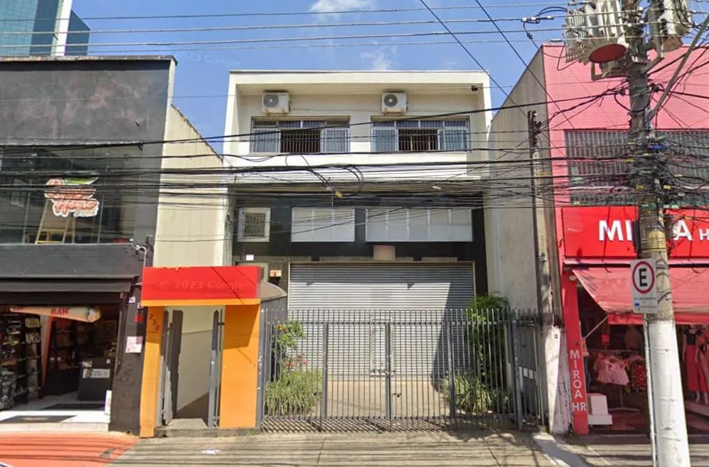 Loja na Rua Coelho Lisboa, 238  416 m²