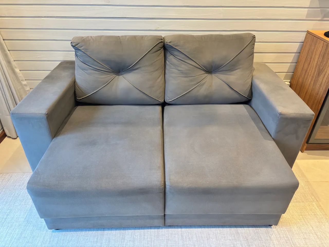 Sofá seminovo 1,80 - Foto 2