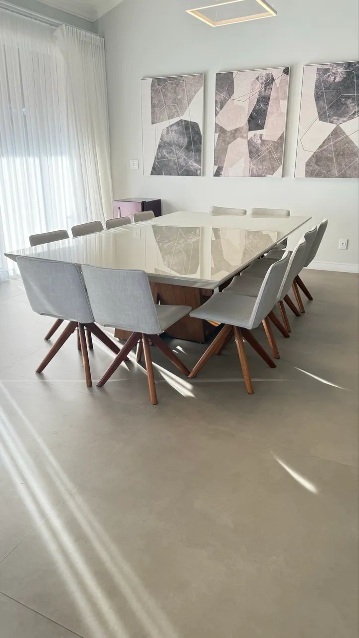 Mesa de jantar + cadeiras 12 lugares 
