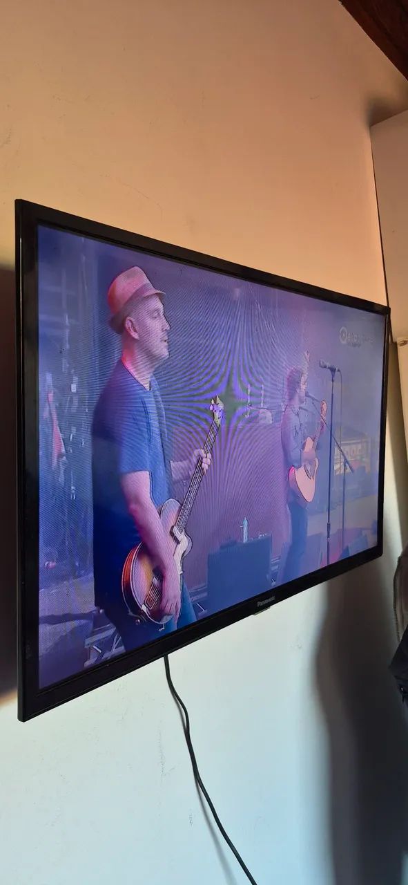 Televisão 32 polegadas SMART TV LCD Panasonic. - Foto 2