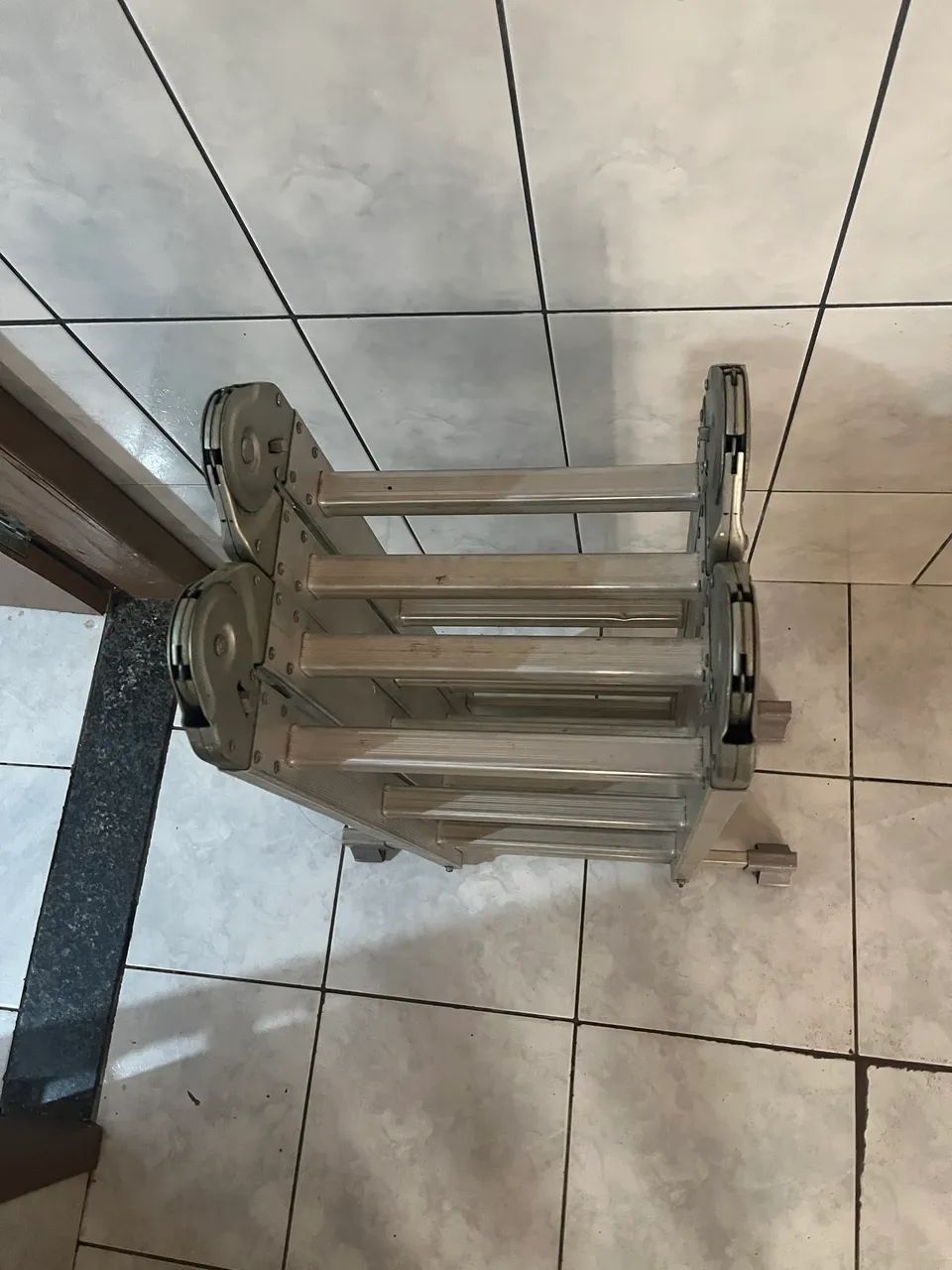 Escada Articulada - Foto 2