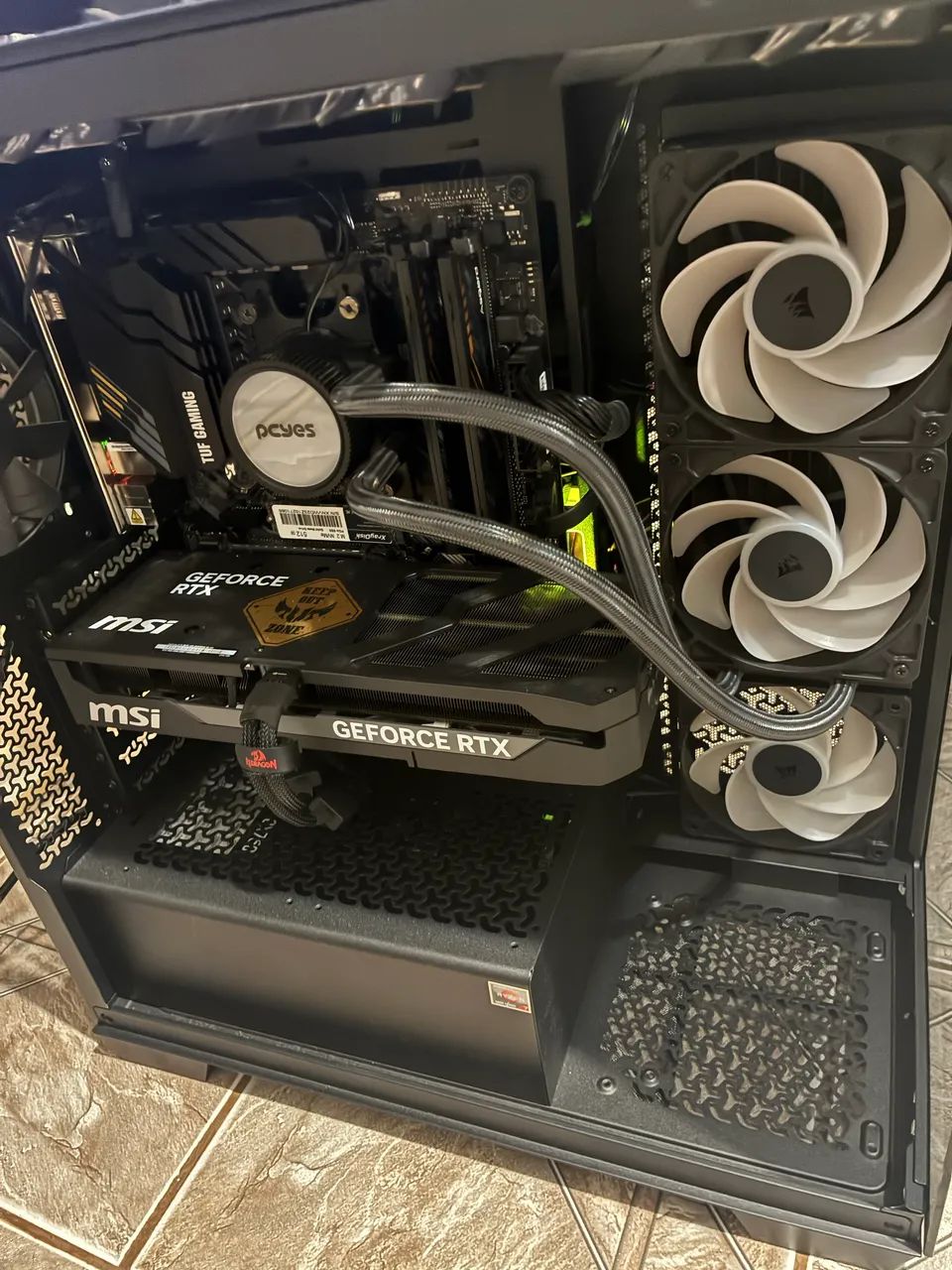 RTX5070 12GB MSI Shadow 3X - Foto 2