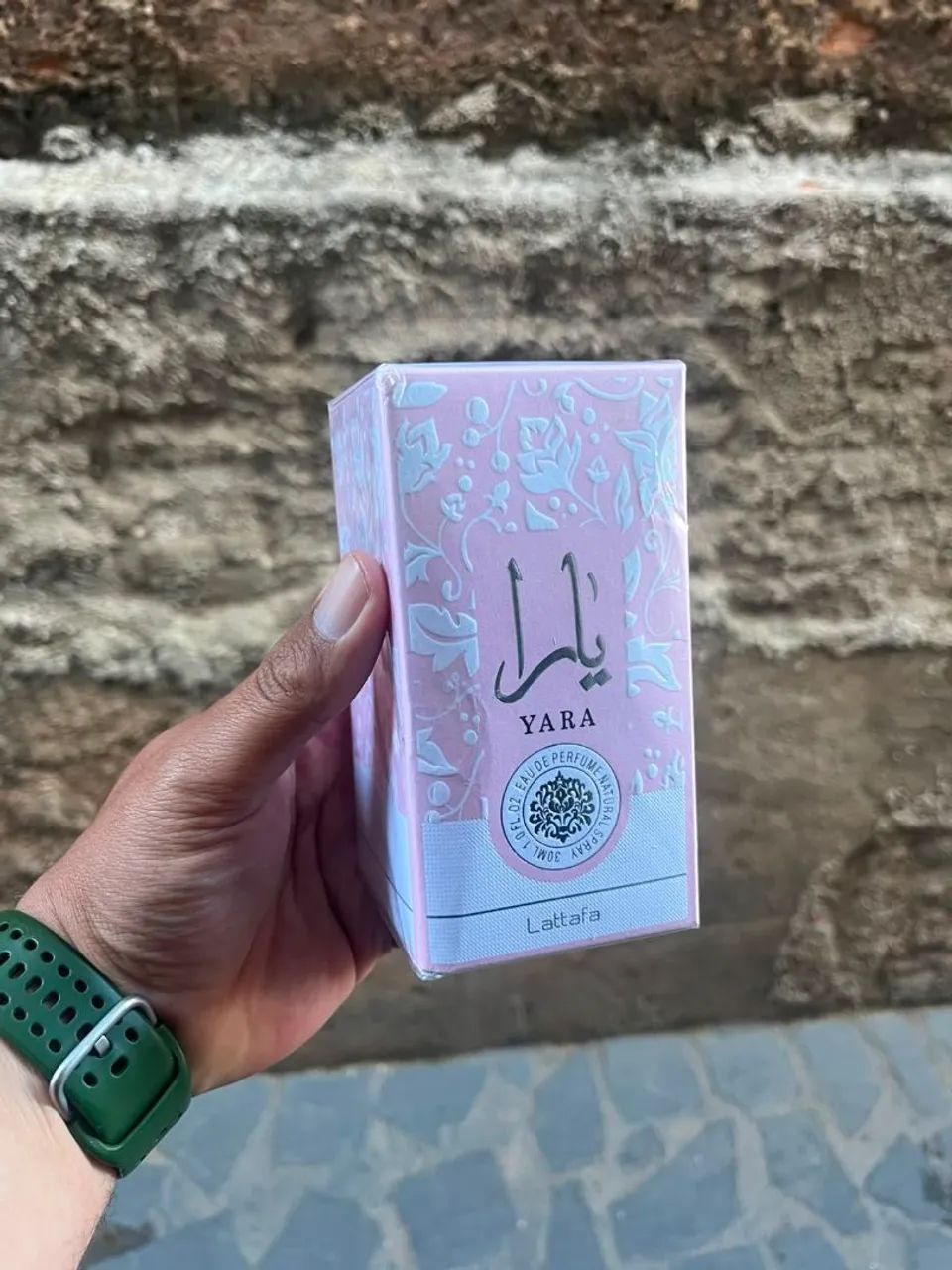 Perfume Árabe Lataffa Yara 30ml  - Foto 2