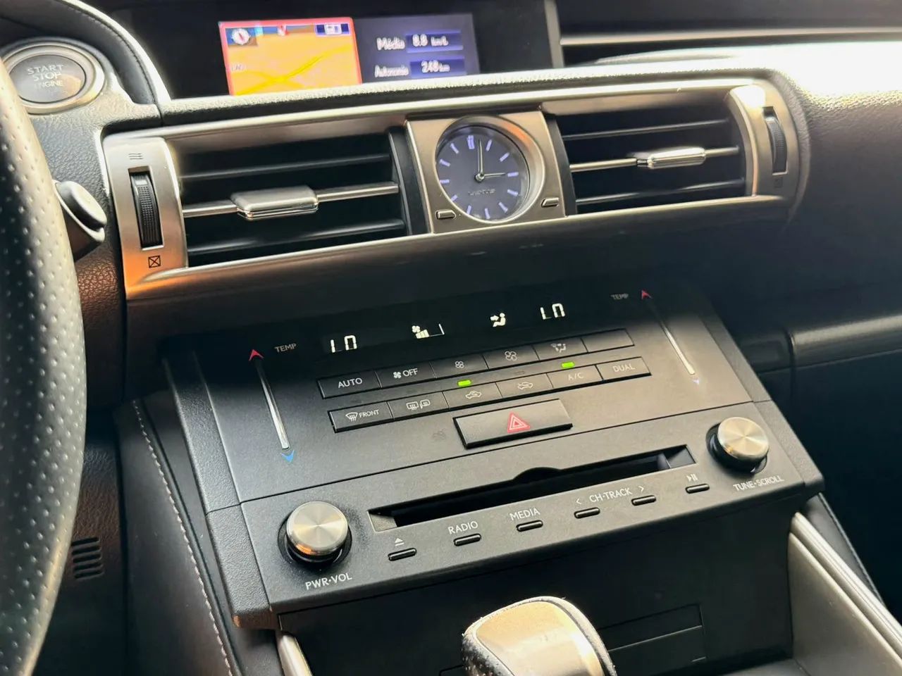 Lexus IS-250 F Sport 2.5 24V 208cv Aut., foto 13 de 14