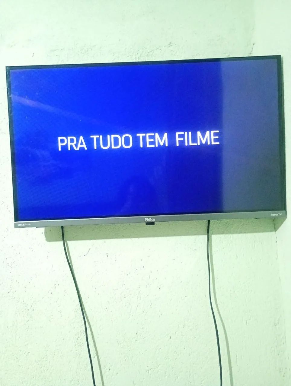 Vendo tv roku Philco 32 polegadas com controle 