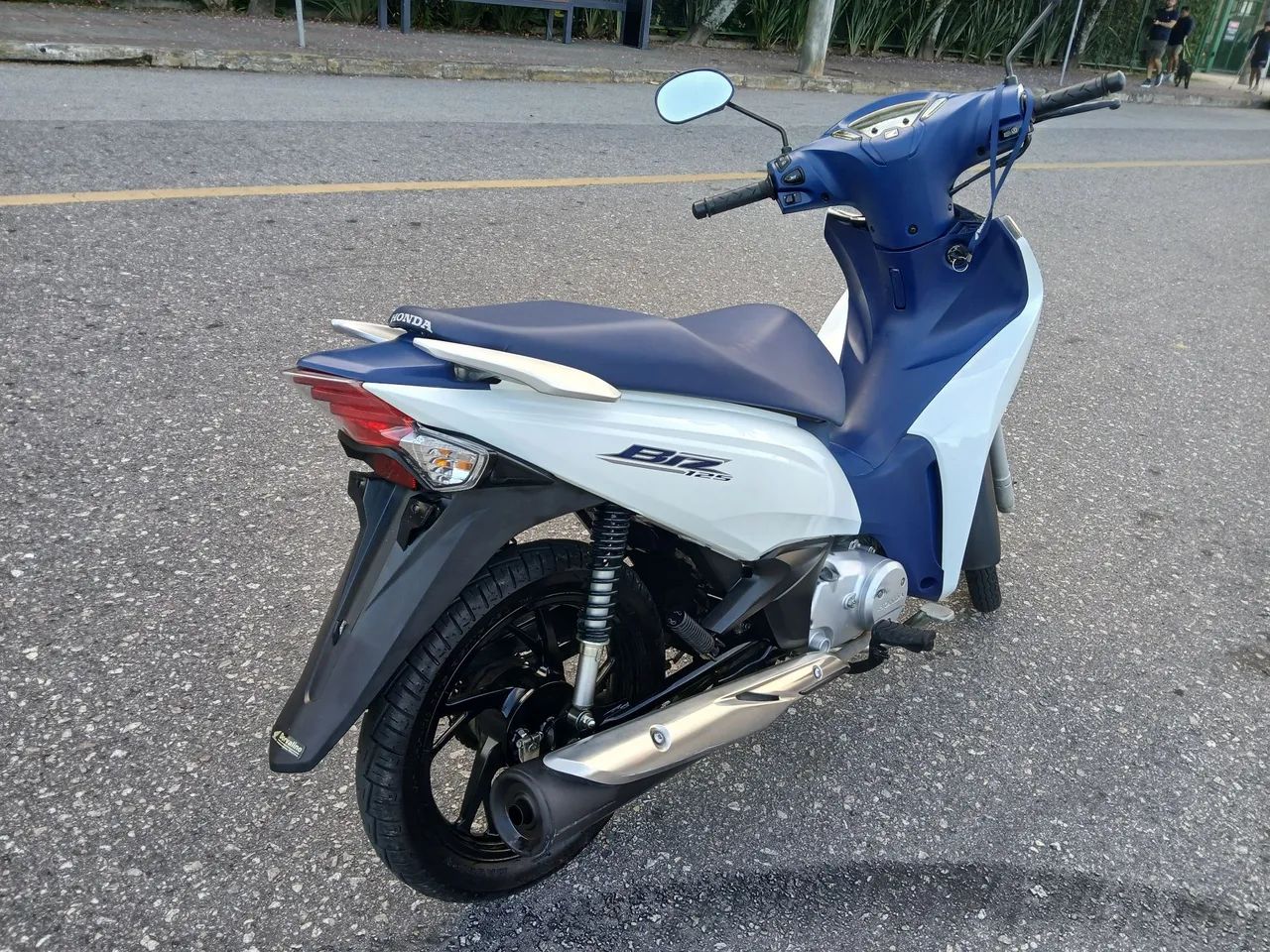 Biz + 125cc 2022 completa  - Foto 4