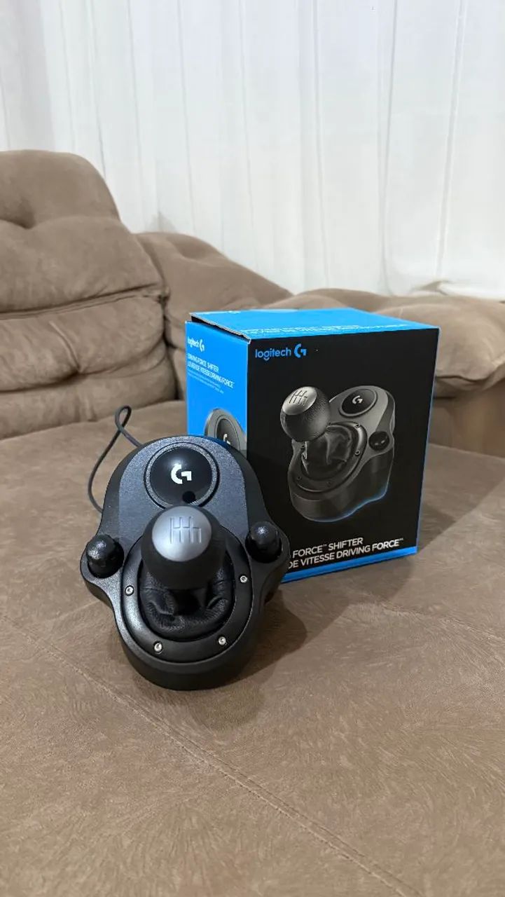 Logitech G29 com Câmbio e Pedais - Pouco Uso e Caixa Original - Foto 3